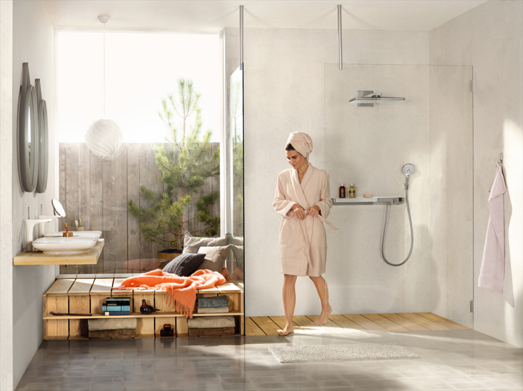 Tendência de casa de banho para 2018: materiais naturais, muita luz e um layout bem definido