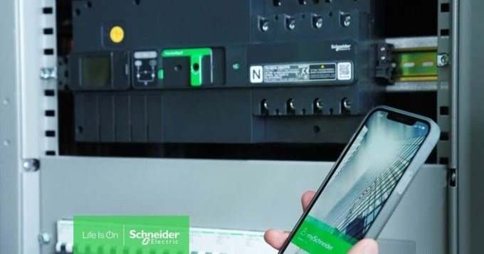 Schneider Electric apresenta TransferPacT, a nova geração de inversores de rede automáticos que garante a continuidade de fornecimento de energia em infraestruturas críticas