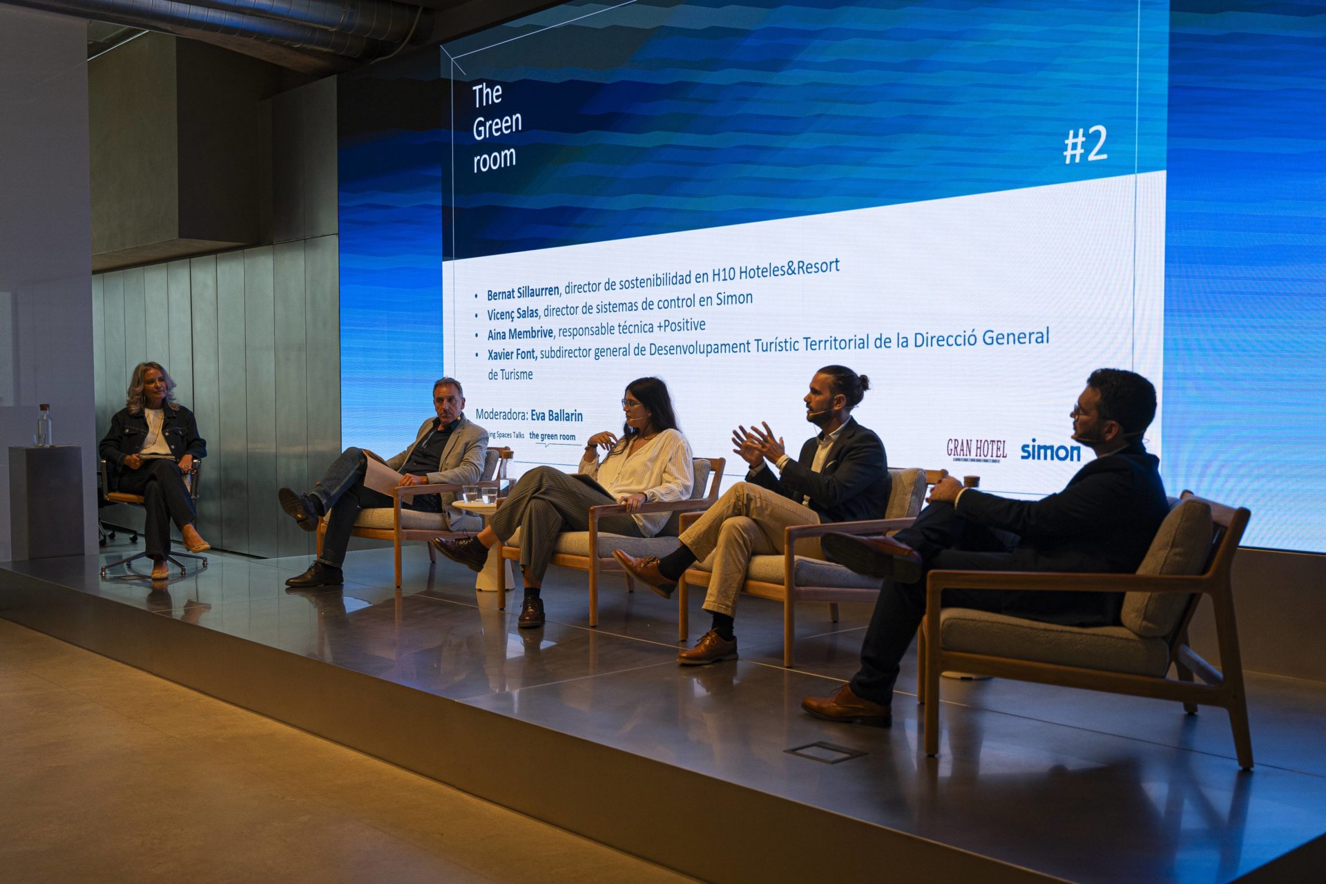 O encontro The Green Room, realizado em La Casa de la Luz da Simon, centra-se na sustentabilidade e na inovação no sector hoteleiro e nas suas perspetivas de futuro